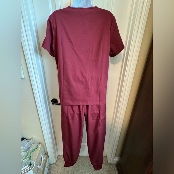 NWOT niaahinn Scrub Set Modern V-neck & Drawstring Jogger Pants w/Ribbed Cuff, S - Picture 10 of 13